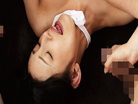 パンスト美脚CA 固定ディルド利き竿ゲーム！驚異的マ◯コ感覚でズバリ当てたら賞金GET！罰ゲームは5本のチ◯ポと強制乱交SEX！？　サンプル画像10